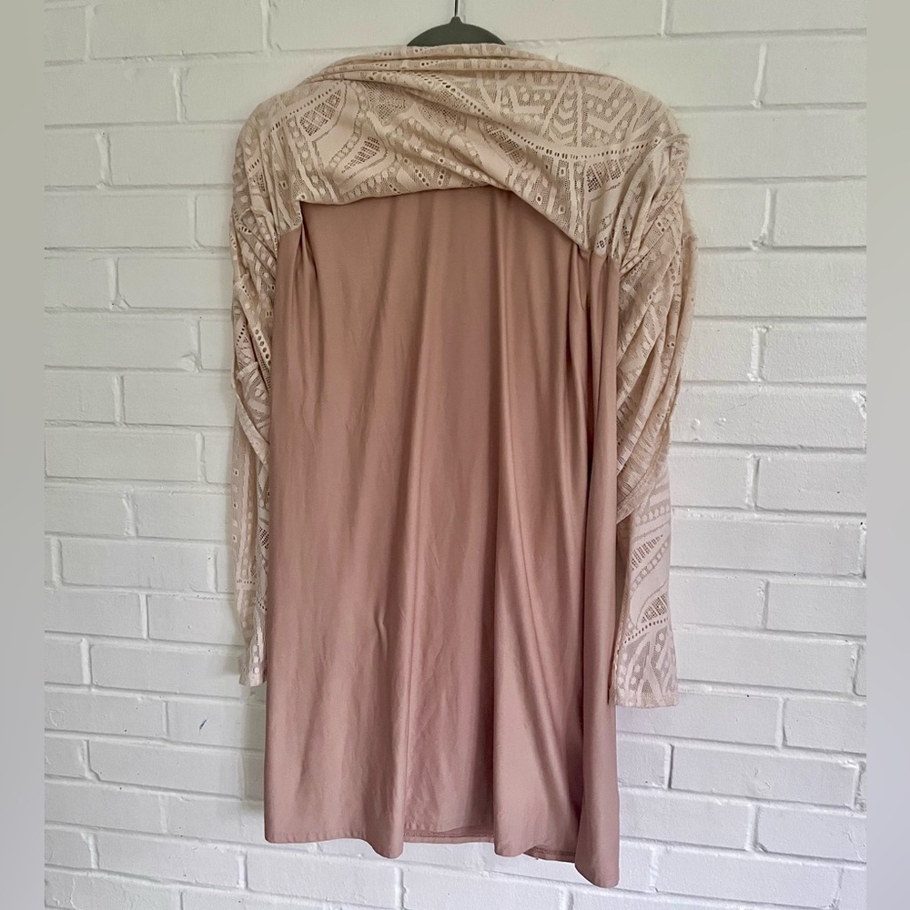BCBGMaxAzria Long Sleeve Lace Dress, SZ M EUC! - Picture 5 of 7